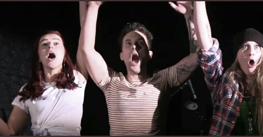 charlieraine6's tweet photo. #FANS is a "mobile friendly" show so our crowds are capturing some absolute gems.
@LiveTheatre @thesixtwenty https://t.co/YhTZ1KvuH8