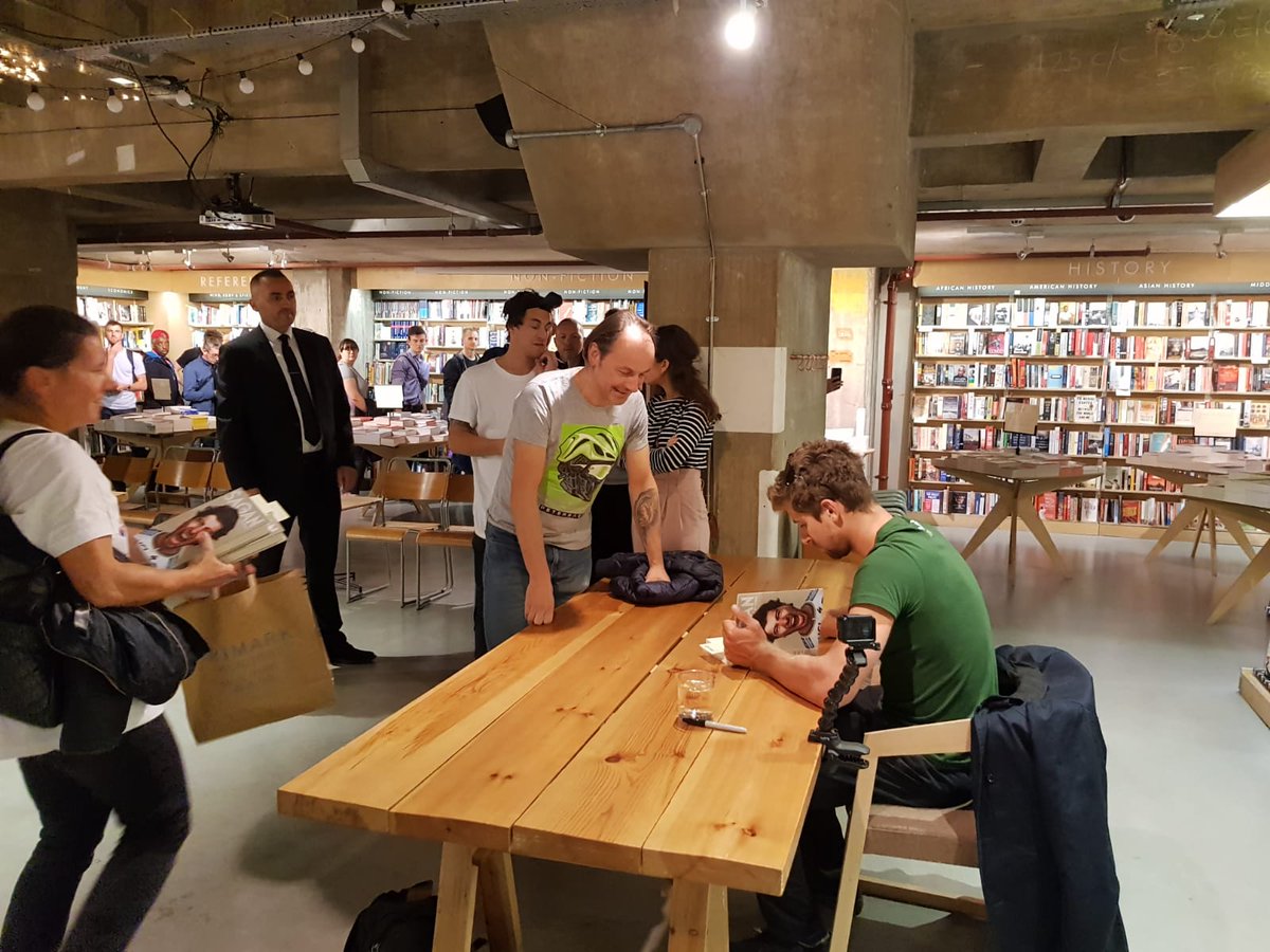 petosagan's tweet photo. Signing LOTS of copies of "My World" at @Waterstones! Thanks to all of you that are lining up in the bookstore, your support is fantastic! https://t.co/MM70CnR8t5