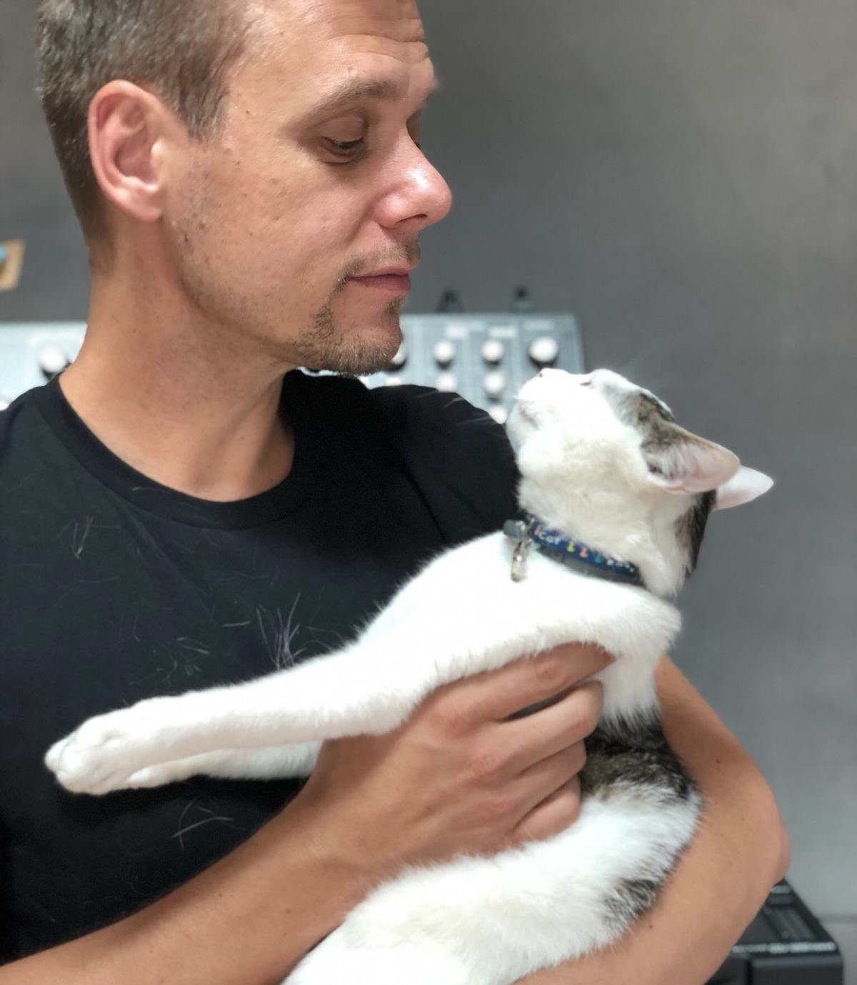 DoqSrbpUcAEdKMe.jpg:large