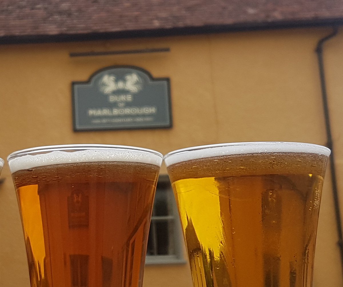FrancesBrace's tweet photo. Gratitude to @KevinLong63 & @DukeOfMarl for letting us film for @PeteBrownBeer #CaskReport video at the pub. You're at 5.00mins serving #beersamples & 5.38 serving lovely @WoodfordesBeer Watch here: https://t.co/GSmN7v6ZZq
#trybeforeyoubuy #greatservice @caskmarque https://t.co/uEKhQSVA6B