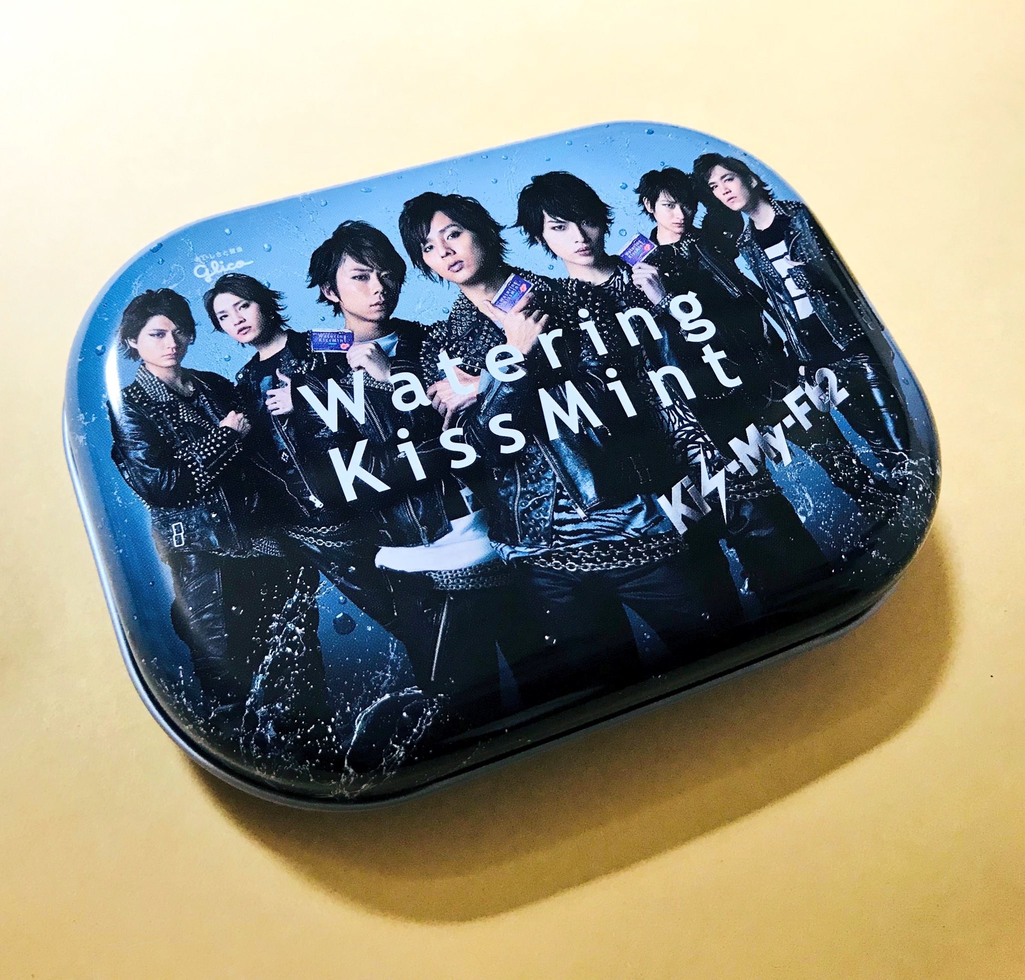 コレクション KissMint メタリックリム レクタングルサングラス - ノワール | CHARLES