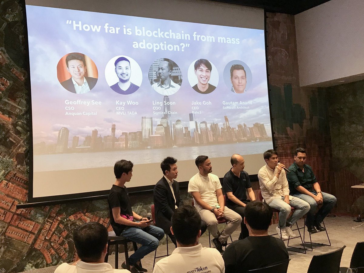 OfficialRate3's tweet photo. 🚀LongHash Monthly Meetup: "Bringing Blockchain to Life"🚀

#Rate3 ‘s @Akujk with other leaders in the crypto industry~ 

Topics discussed:
Panel 1) How far is blockchain from mass adoption?
Panel 2) How will crypto payment dApps disrupt the payments industry?

What’s your take? https://t.co/htPh1MrXoo