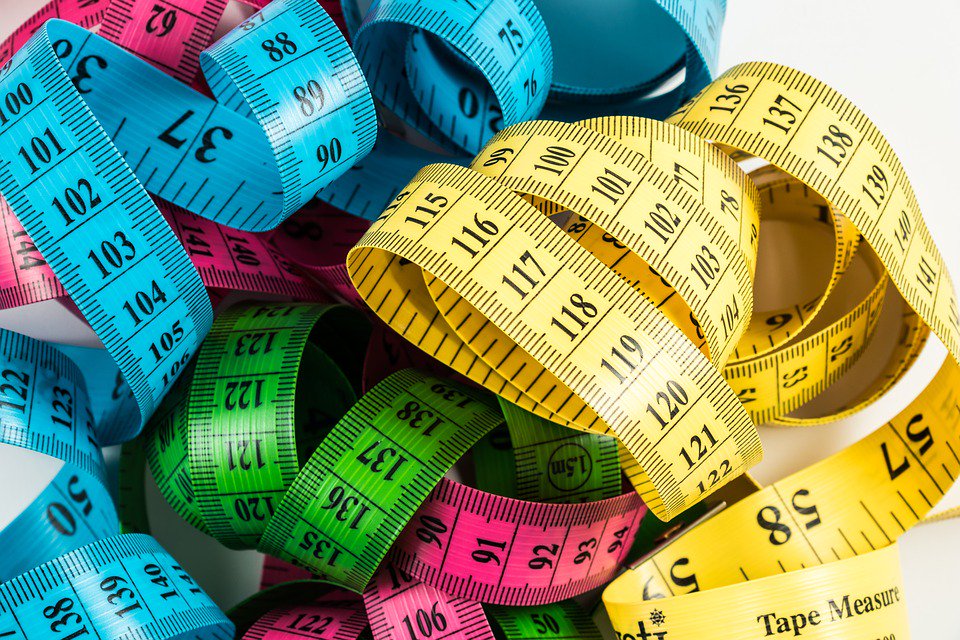 Mañana día 5 de octubre a las 11:30 horas en el Salón de Grados va a ser defendida la Tesis Doctoral que lleva por título "Nuevas alternativas de medición de la eficiencia..." realizada por Cristina Polo Fernández y dirigida por Jose Manuel Cordero y Julián Ramajo.