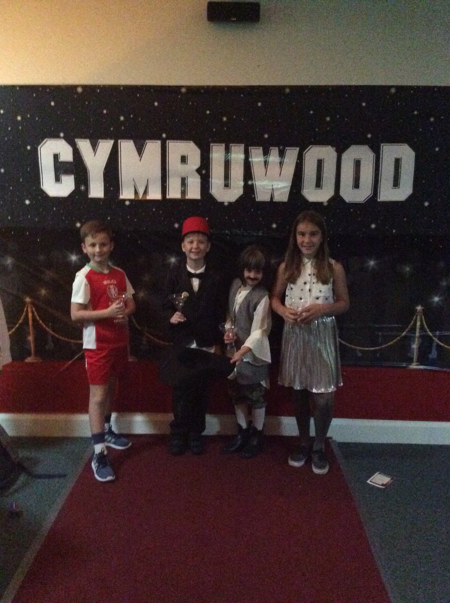 SaundersfootS's tweet photo. Criw cymraeg are in Cymruwood this morning. Mae blant yn mwynhau!!! ππΈπ©ππ΄σ §σ ’σ ·σ ¬σ ³σ Ώπ΄σ §σ ’σ ·σ ¬σ ³σ Ώ @CymraegSB #ScpCymraeg #ScpFun https://t.co/Bc8GSJMf8c