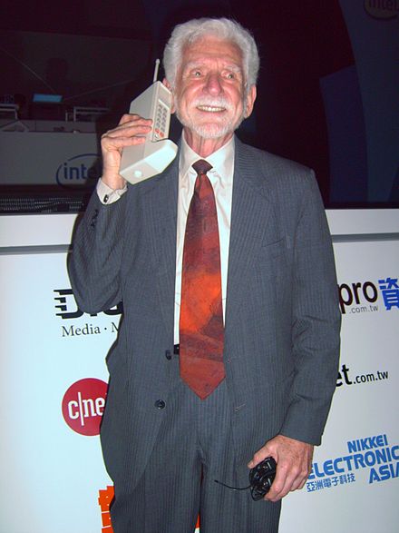 #TBT Inventor Martin Cooper placed the first cellular mobile call in 1973 to his rival at Bell Labs, Joel Engel. The first mobile phone had a maximum talk time of 30 minutes, and it took a year for the battery to recharge.
