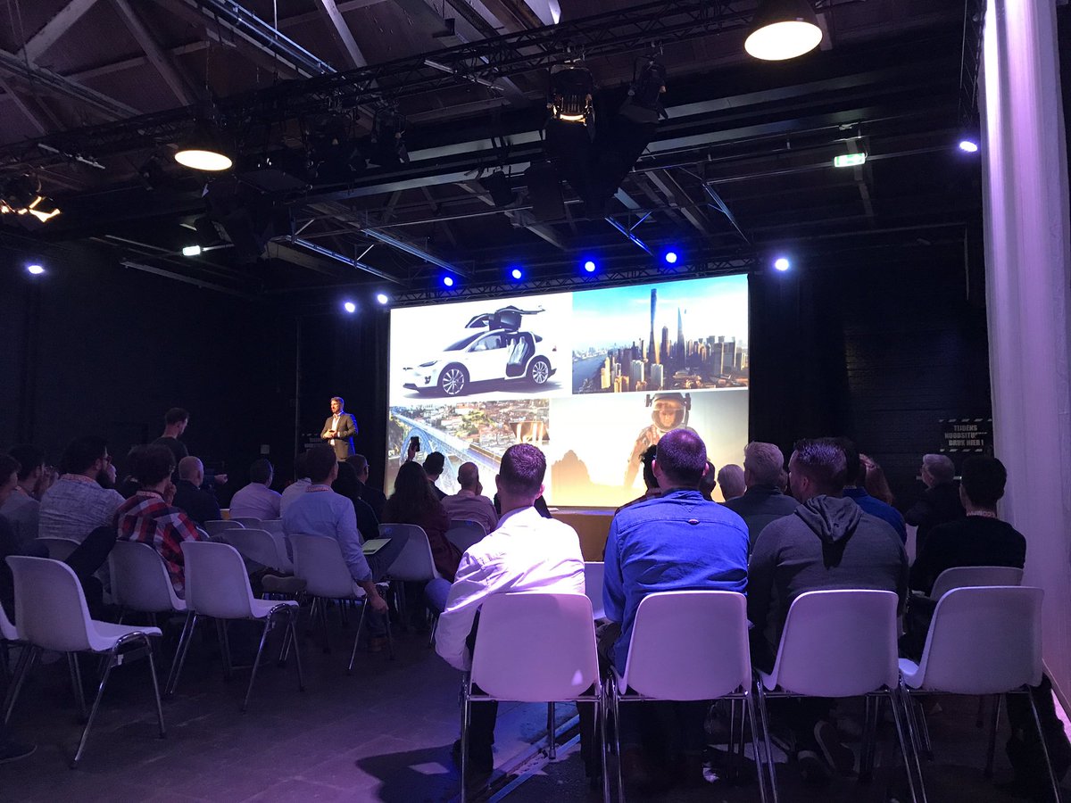 2john6's tweet photo. #CU2018

@william_nicol van @autodesk verteld dat 70% van alle reserve onderdelen die in magazijnen op voorraad liggen uiteindelijk -niet- gebruikt worden.

Dit betekent een belangrijke design en productie uitdaging om de wereld te verduurzamen voor onze toekomstige generaties! https://t.co/X1br0cEQO5