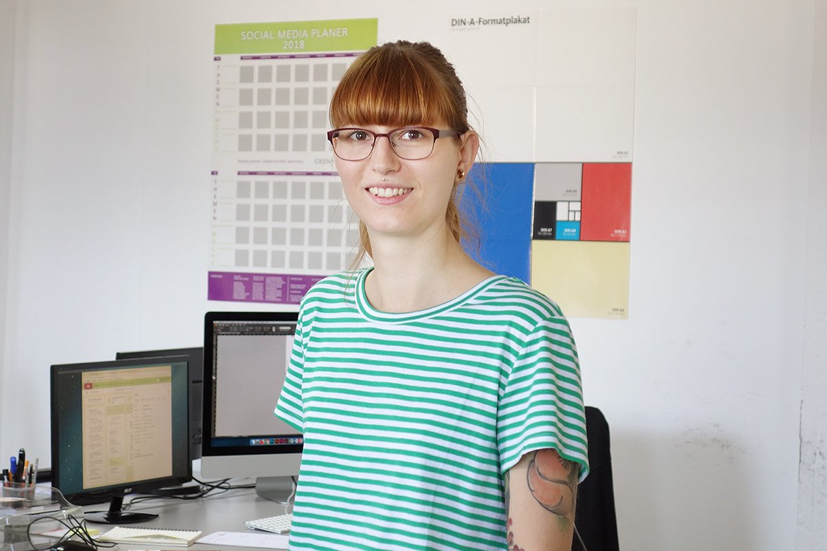 ideenschupser's tweet photo. Vor kurzem haben wir euch Julia vorgestellt. Sie ist Teil der Kreation und hat sich bei uns in kürzester Zeit zu einer wertvollen und konstruktiven Kraft entwickelt. Wir freuen uns sie bei uns zu haben :-)

Mehr Infos findet ihr auf unserer Website :-) https://t.co/TwPpySMYpE