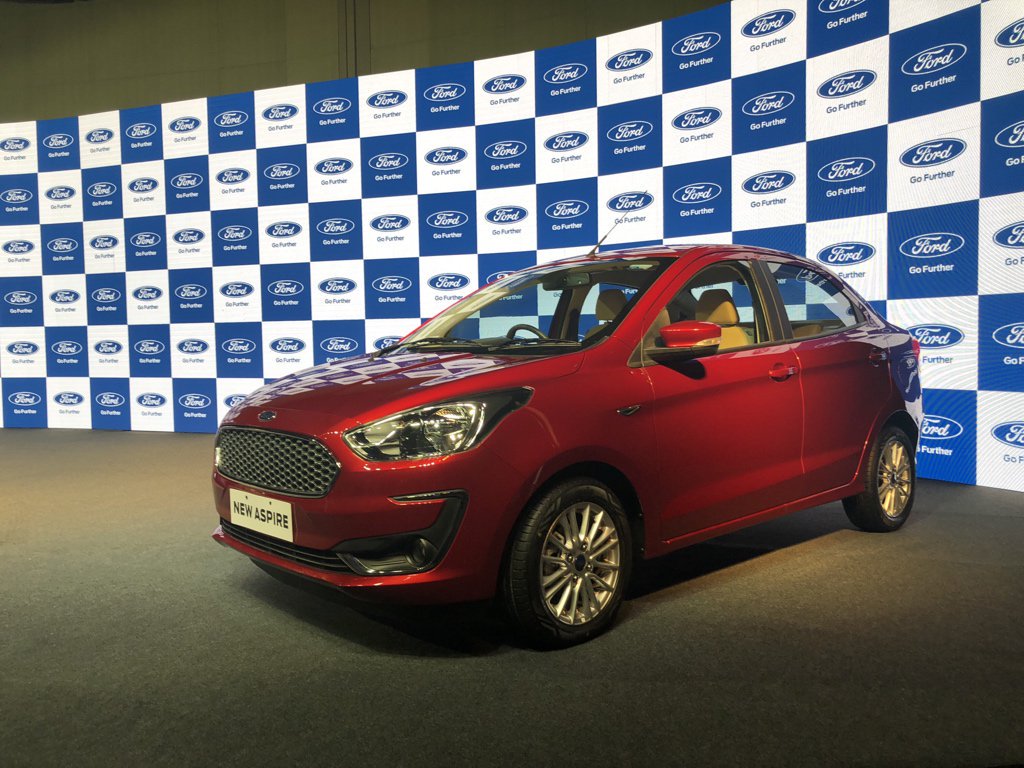 odmag's tweet photo. Here's how the facelifted #newFordAspire stacks up against the two most popular sub-four metre cars in the country.
#Aspire vs #Dzire vs #Amaze spec comparo: https://t.co/82K3SFXWqb
#WhyFollow #Ford #FordAspire @FordIndia https://t.co/YmtNEyaqYt