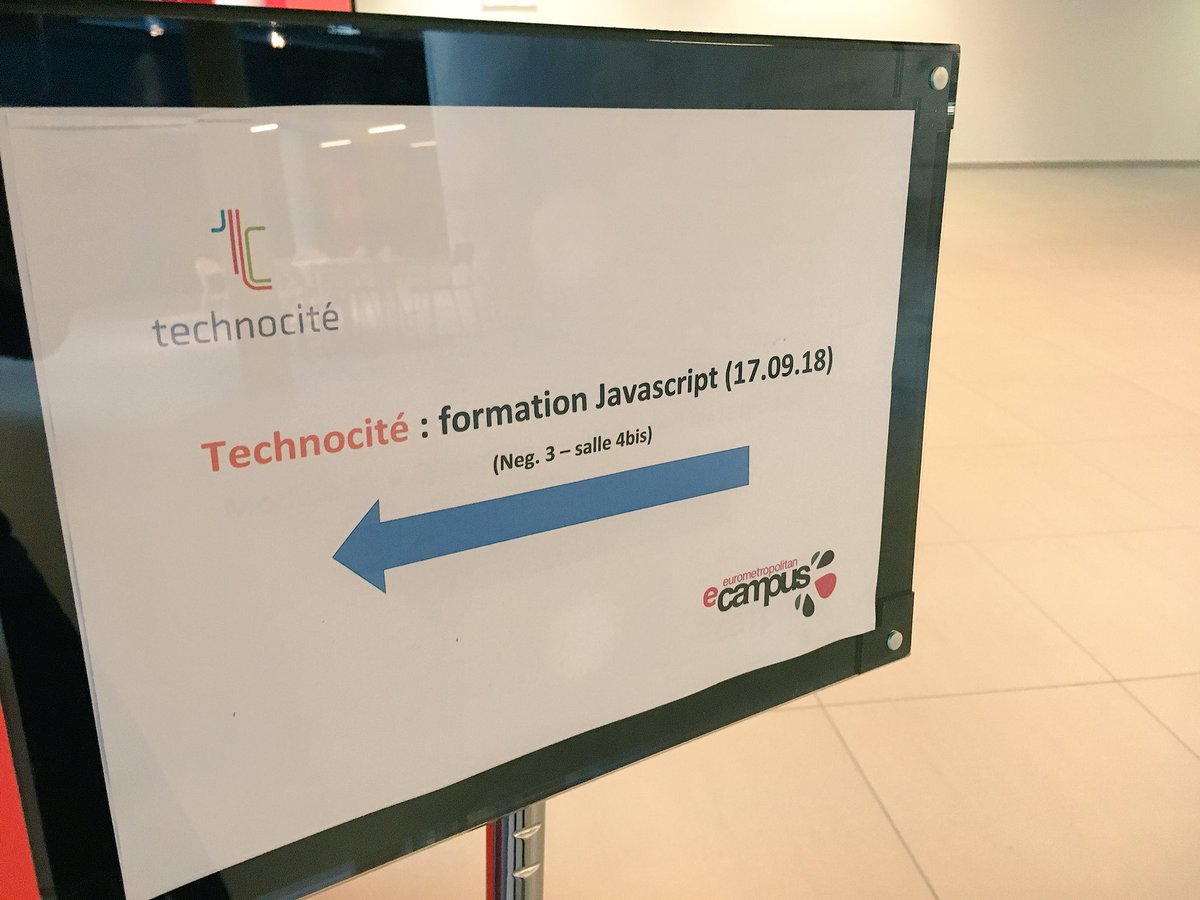 martiiw's tweet image. #decouverte de la #logique de #programmation avec @AlgoBot  pour une formation #JavaScript @Technocite à @Basteecampus #wallcode @digitalwallonia