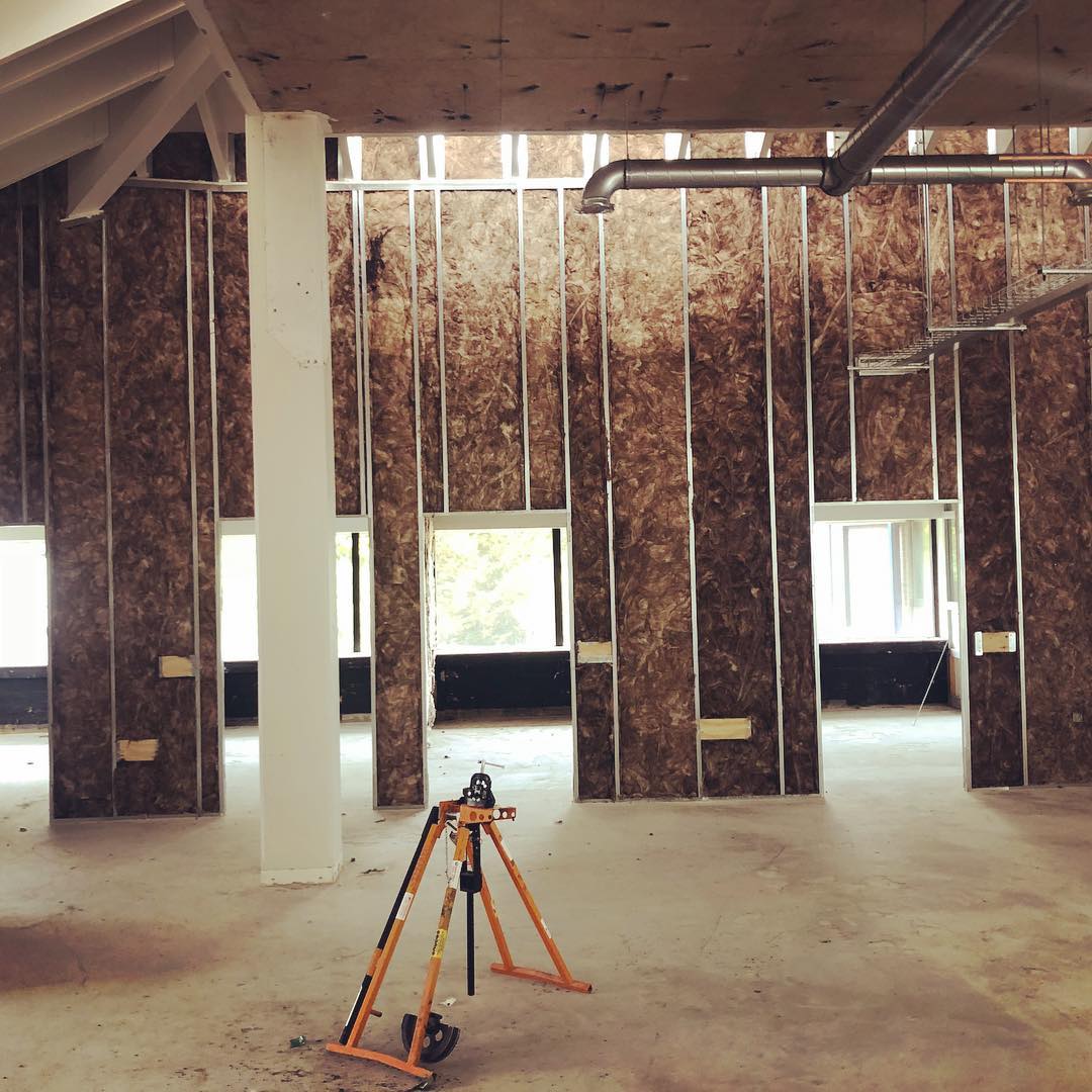 Clear_CIP's tweet photo. Preview of a project that we @Clear_CIP are currently undertaking at Royal Holloway University #Interiors #Clear_CIP #ClearInteriorProjectsLtd #ClearInteriorProjects #Partitions #SuspendedCeilings #MFCeilings #TapeandJointing #InteriorFitout #RoyalHollowayUniversity https://t.co/ThZltcFNHP