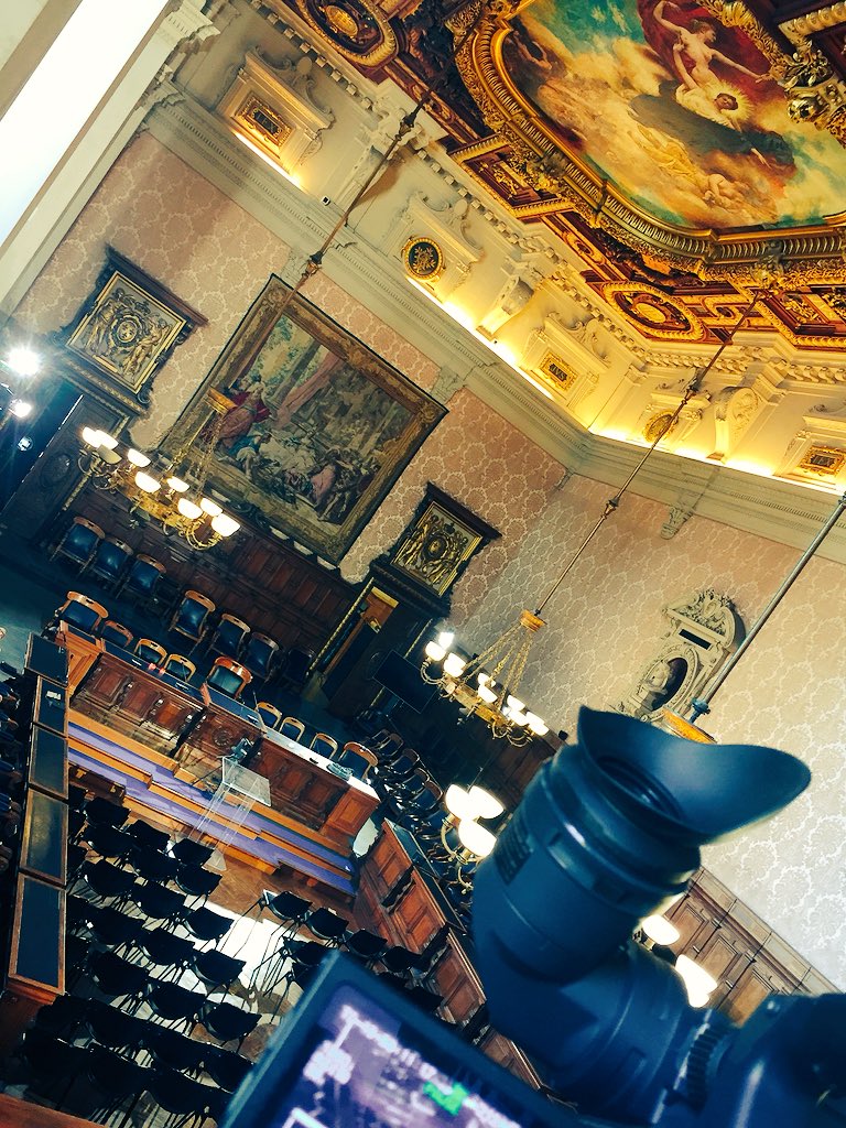 Work in progress 📺 
Acteurs publics TV est partenaire du Procès fictif de l'#IntelligenceArtificielle organisé ce jeudi 4 octobre 2018 à la Cour d'appel de Paris

📽️ Suivez le direct à partir de 19h15 sur 
👉 acteurspublics.com

#ProcesIA #VoitureAutonome