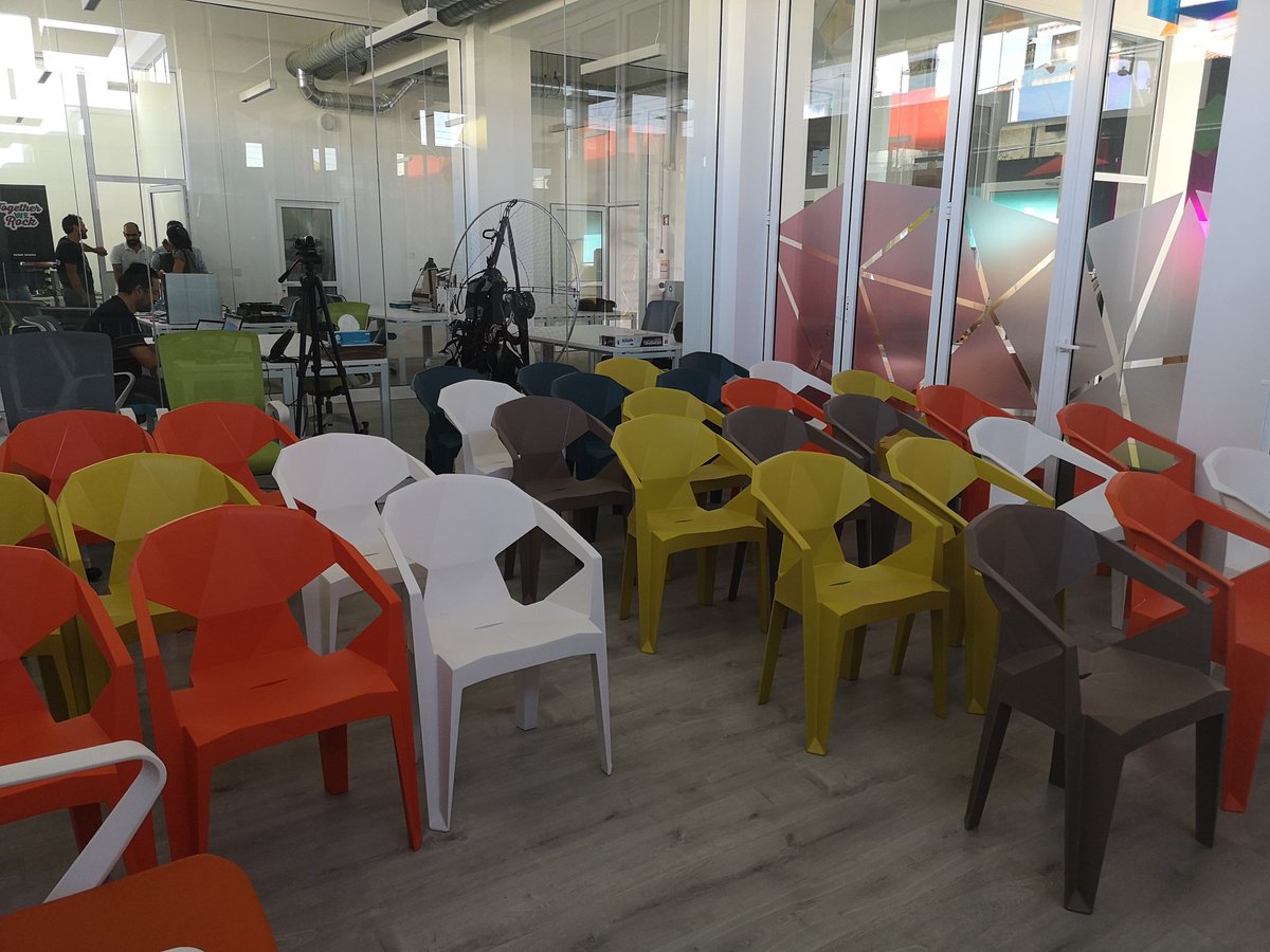 GravityIncbtr's tweet photo. Getting ready for the first #ESIL event in #Cyprus. @Cy_RIC and @European_ESIL bridging the gap between investors and #startups, with Francesca Natali of @META_Group as a trainer.
#Businessangels #angelinvesting #investment #ESILinCyprus #startupcyprus https://t.co/cT3nTDoK4Z