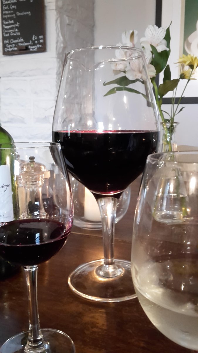 thekestrelinn's tweet photo. More welcome for our winemakers dinner with Chateau Musar  @thekestrelinn Thursday 18th October, places limited. Menu and wine list https://t.co/zJcl2lfHUR      @chateaumusar_uk @chateaumusar @FineWinesCardif https://t.co/nAE8KMno5t