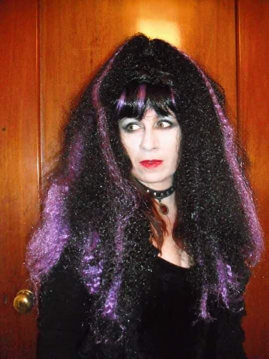 Spitting Feathers uk tweet media