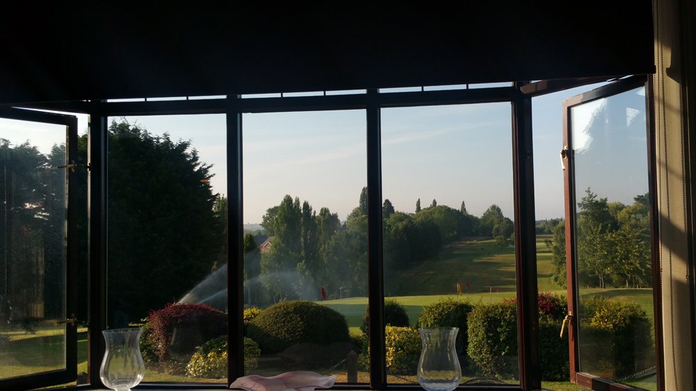 BBLeamingtonspa's tweet photo. If you like informal networking you'll love Business Biscotti.  Book here for our next meeting @LeamingtonGolf on 7th November 9.30-11.30am. £10 for non-members and £2 for tea, coffee &amp; biscuits. FREE parking and amazing views!  https://t.co/H5DaGaoOoo https://t.co/CO1iSj3O44
