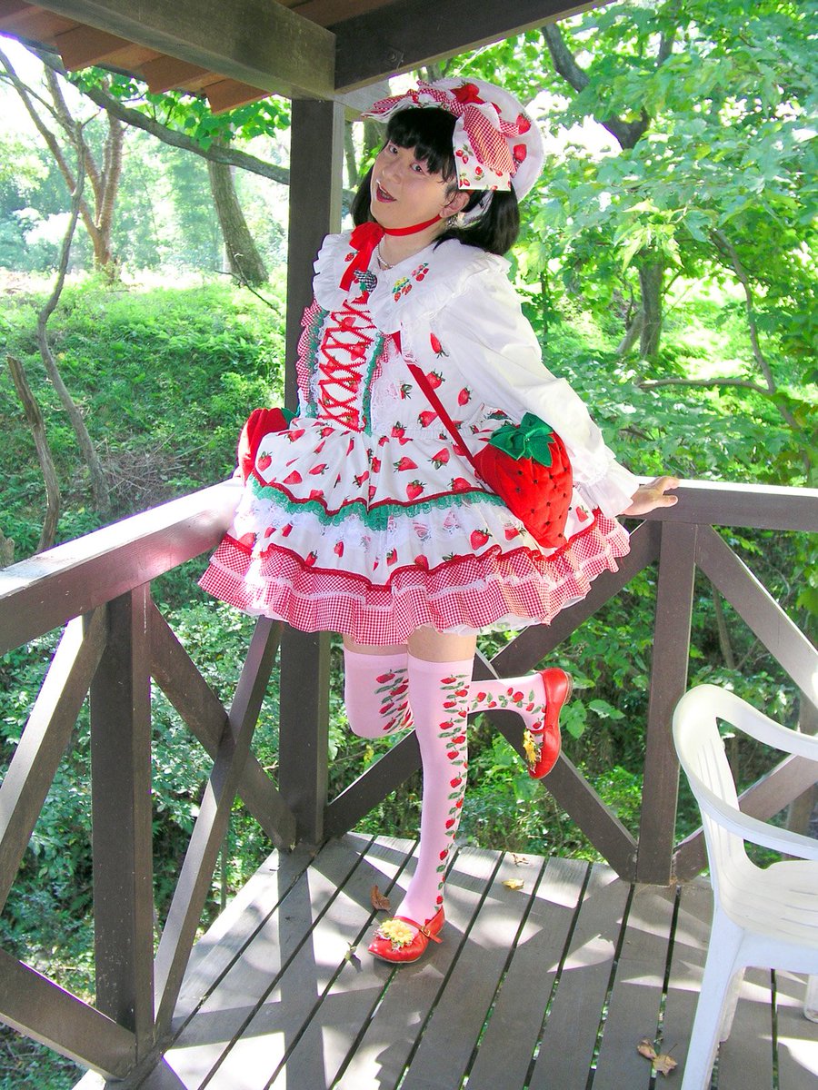 春日エリの女児女装写真アルバム001-1 結局エリがTwitterで発信