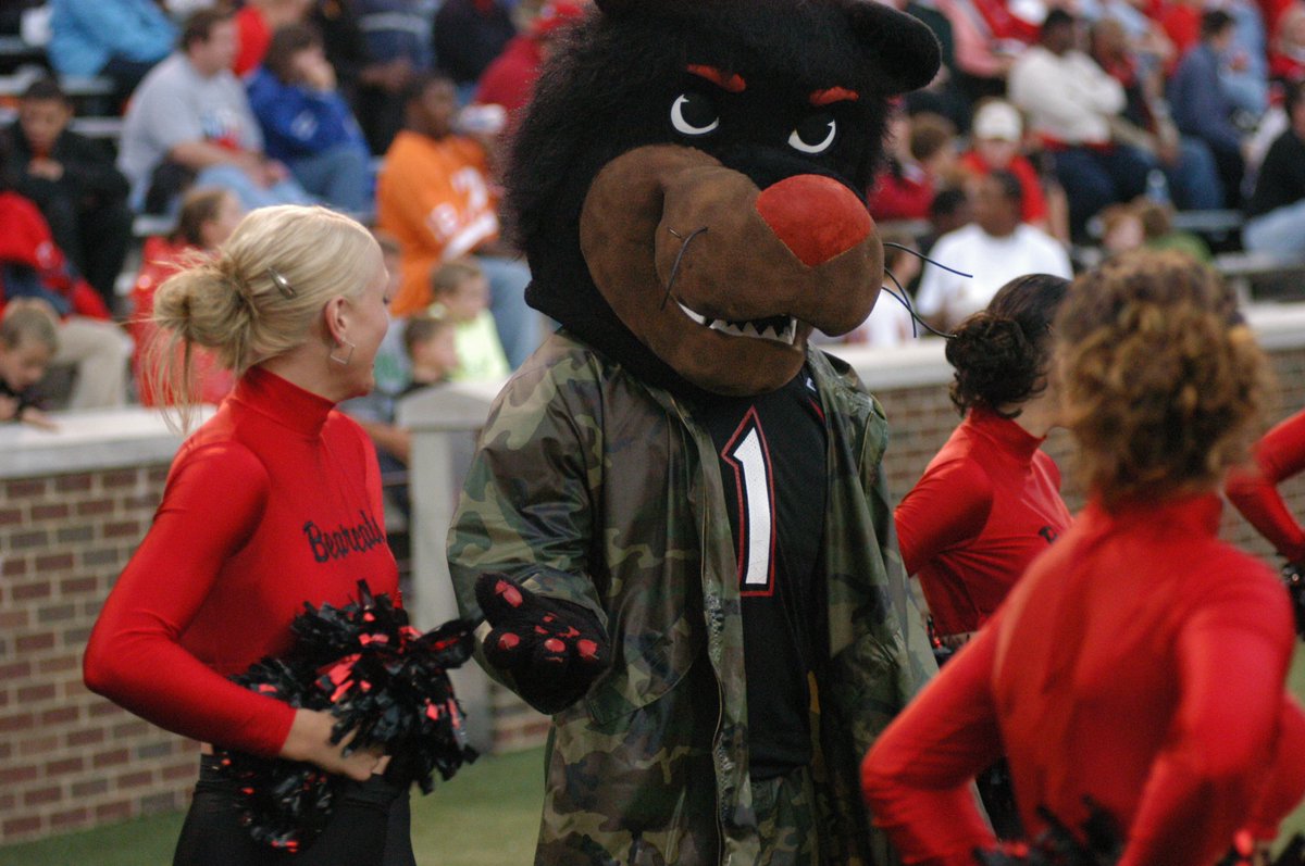 A #TBT look at some 📸s from past #UCHomecoming events.

What are some of your favorite Homecoming memories?

#Bearcats | #StandFirstAndLast