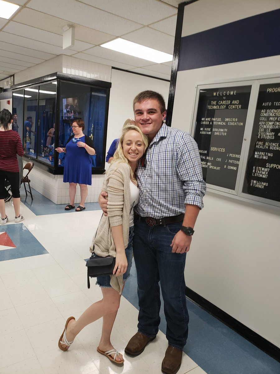 FOCTC's tweet photo. One of the best parts of our evening? Welcoming back our graduates & seeing how these amazing men & women have continued to college, careers & having families of their own. Very, very proud of our #CTCAlumni 💙 https://t.co/LZNcq3s7NG