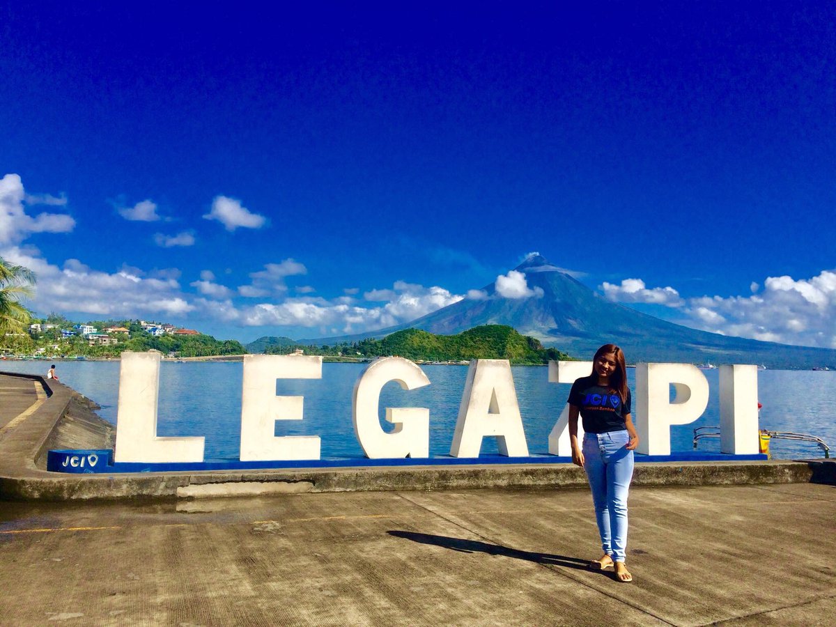bernadettejha's tweet photo. Take me back here!!!
#WhenInLegazpi https://t.co/ylRj39pi44