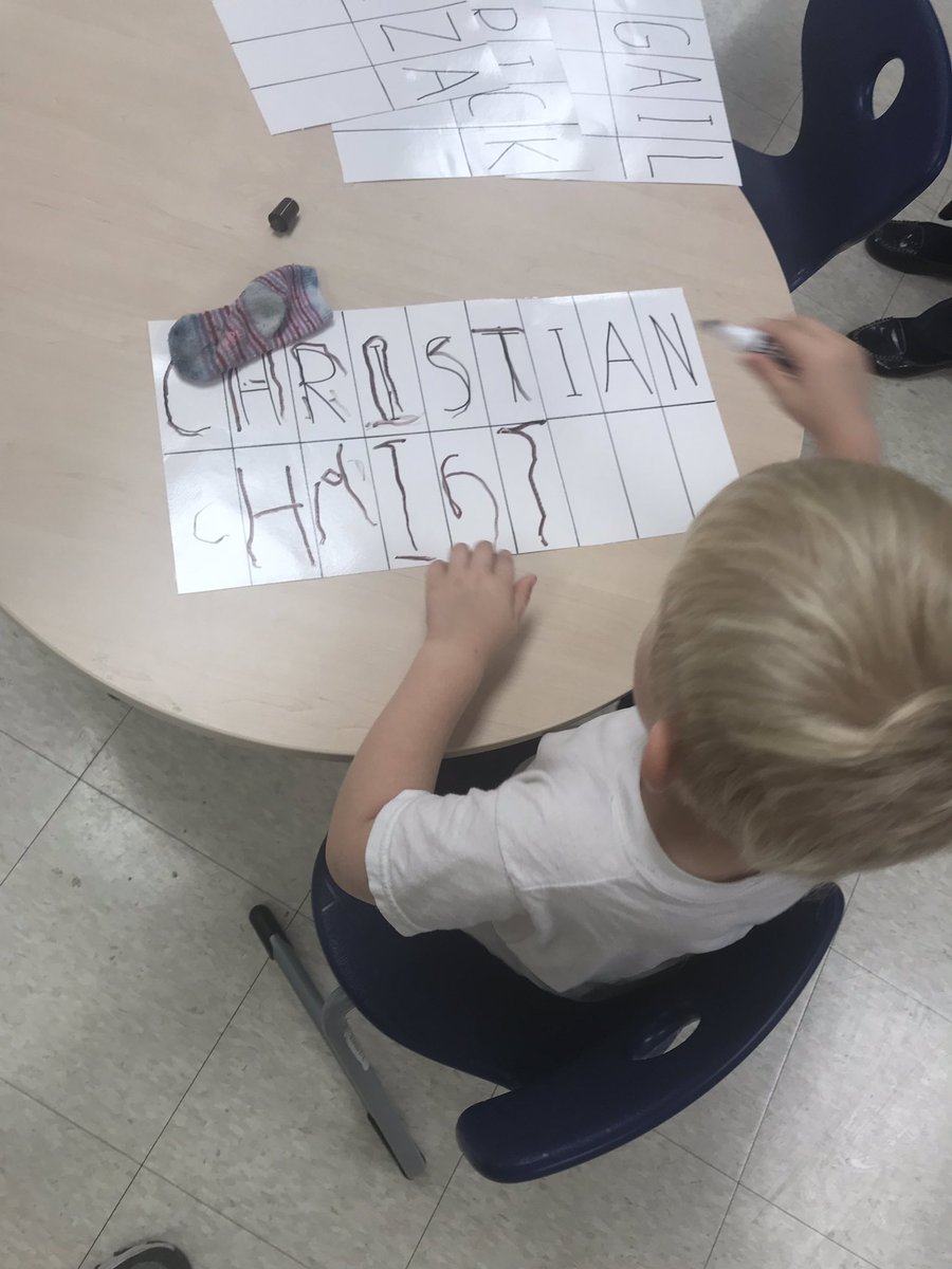 thurstonpre's tweet photo. Preschool is learning how to spell their names! #preschoollife #preschoolwriters @a2Thurston https://t.co/vAmpqbVTS0