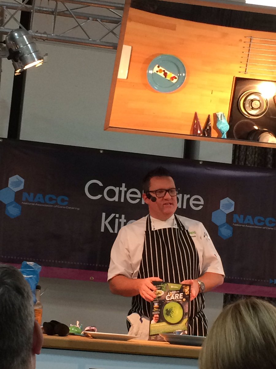CareHmCatering's tweet photo. Eat with your Eyes - fantastic demo by Danny Silcock from @Brakes_Food on how to make dysphagic ham & egg salad and fruit salad look good enough to eat! #NACC2018 #NACCTDF https://t.co/0ugSw59cnK