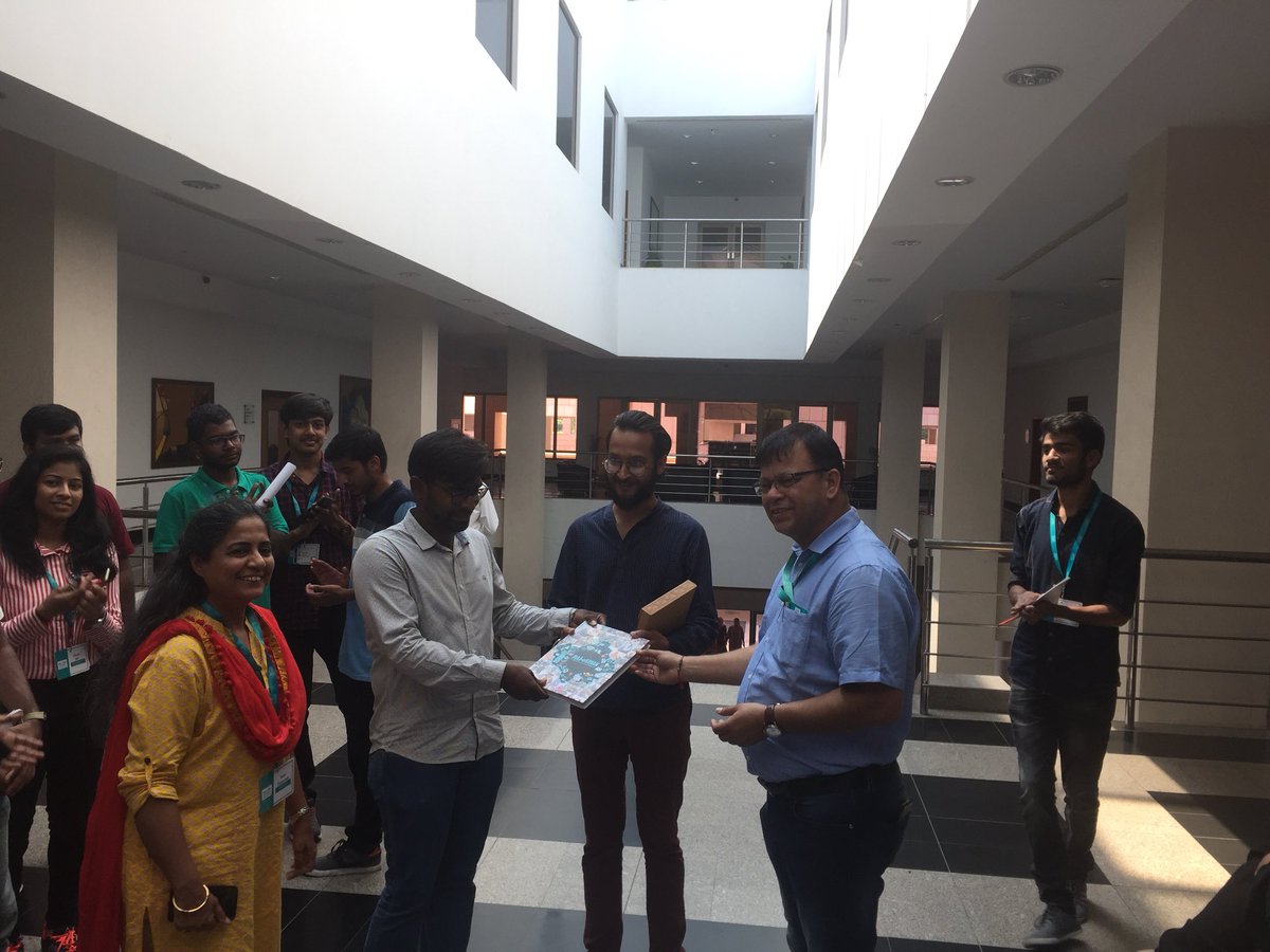 topgunRJ's tweet photo. #iStartKnowledgeTour last stop was @ISBedu befitting end to #RSSEP @istartrajasthan student entrepreneurs tour of India. Heartfelt gratitude @DoITCRaj @VasundharaBJP @akhilarora93 @shuklamanu9 Thanks @chaturvedisonia @MuneshLamba @GKSharm97925904 @nehaparnami for being there. https://t.co/JT6QQxx84C