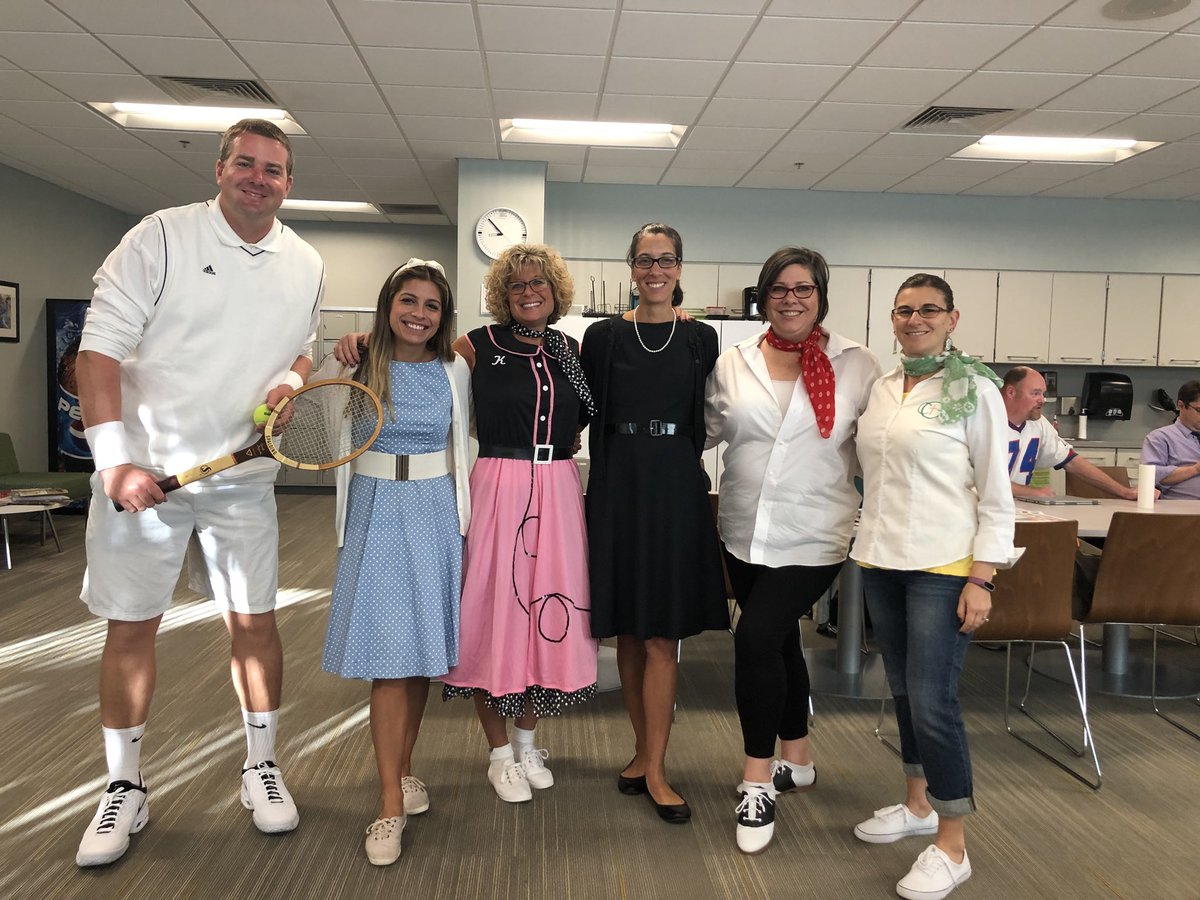 GabiABurn's tweet photo. Feeling with 50’s vibe in the hub today with some of my favorite educators! #CGspiritweek18 #happydays https://t.co/SHUCBgoFFX