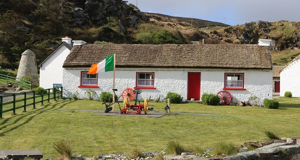 InsureSmartHome's tweet image. Alarm.com Partners with Aviva for Smart Home Security in Ireland buff.ly/2y84Cer