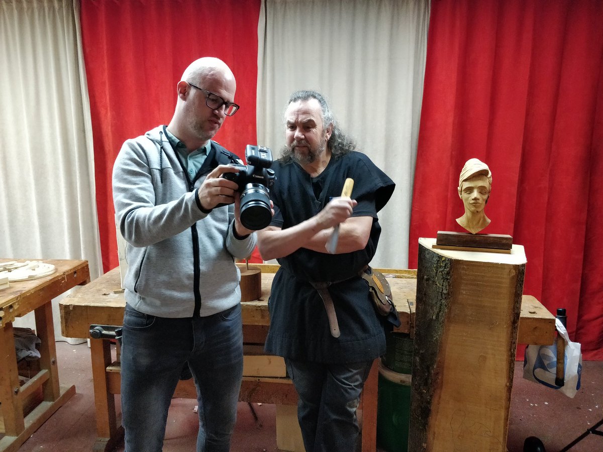 Behind the scenes.
Vandaag fotograaf <a href="/paulvdwal1978/">Paul van der Wal</a> op bezoek voor een foto in glossy Regio Kampen, B.K.