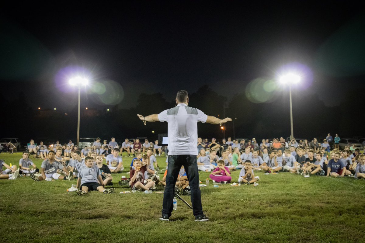 JasonRomano's tweet photo. What an absolutely incredible time it was to speak and share with an awesome group of people in Mt Carmel, Illinois. Young and old, God is doing amazing things through @On1Aces . Thank you again for having me. https://t.co/eiKhYCQl2A