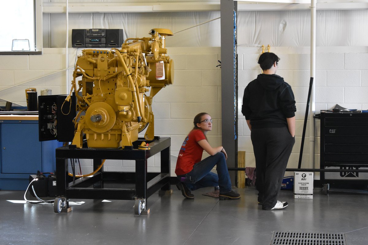 PALaborIndustry's tweet image. Yesterday, the Central PA Institute of Science + Tech showed us around their training programs that work w/ local businesses to provide experience + in-demand skills for the #PAworkforce. Students gain skills that vary from the #manufacturing industry to childcare. 

 #PAsmart