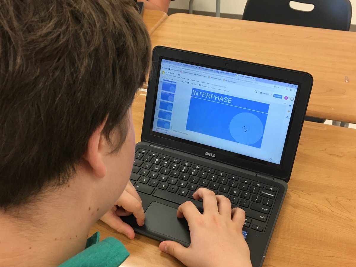 DougWickham's tweet photo. Ss in Mrs. St. Germain’s bio classes @BburgHSBruins making stop motion videos of the mitosis process using Google Slides #techsauce #WeTechAtBHS #mcps1to1 https://t.co/i3Lo41GOYa