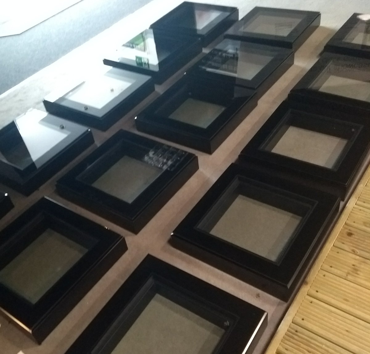 What's the collective name for a group of Ultrasky Flat Skylight samples?... Well, here's a gaggle of them ready to out to customers! If you'd like to order a sample please contact marketing@ultraframe.co.uk 😁 #Ultraskyflatskylight #ultrasky