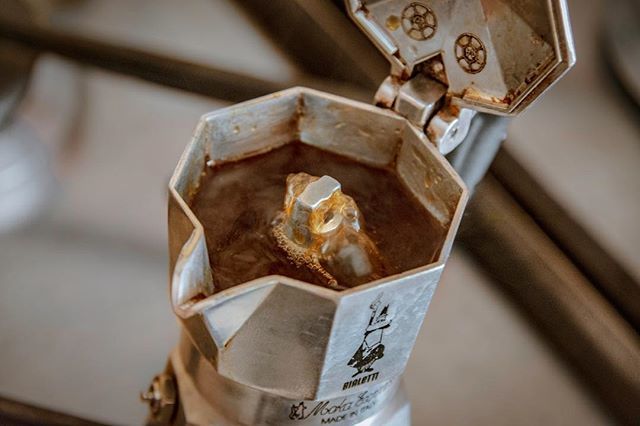 NunzioBalbi's tweet photo. Pausa caffè!!!😎🙃😉📷 #photography #photo #photos #toptags #photographyeveryday #graphistudio #photographer #photographysouls #visualsoflife #photoart #ilovephotography #photographyislife #photographyislifee #photoalbum #foodphotographer #fotografomatri… https://t.co/VUNQu4XBns https://t.co/FqFUpipIgR