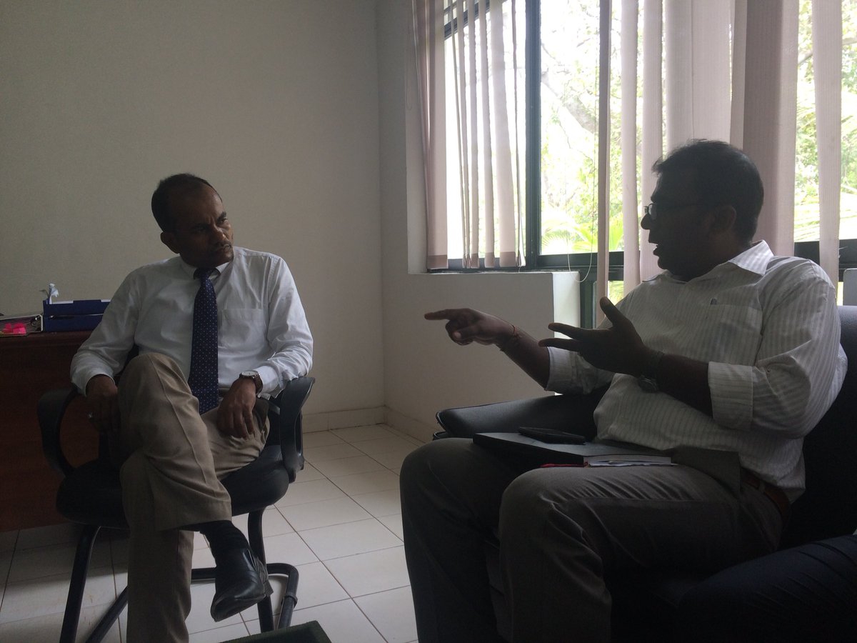 Hendryhelen's tweet image. During the discussion with Koggala Hotel School #SLITHM #learningvisit @wuscSL