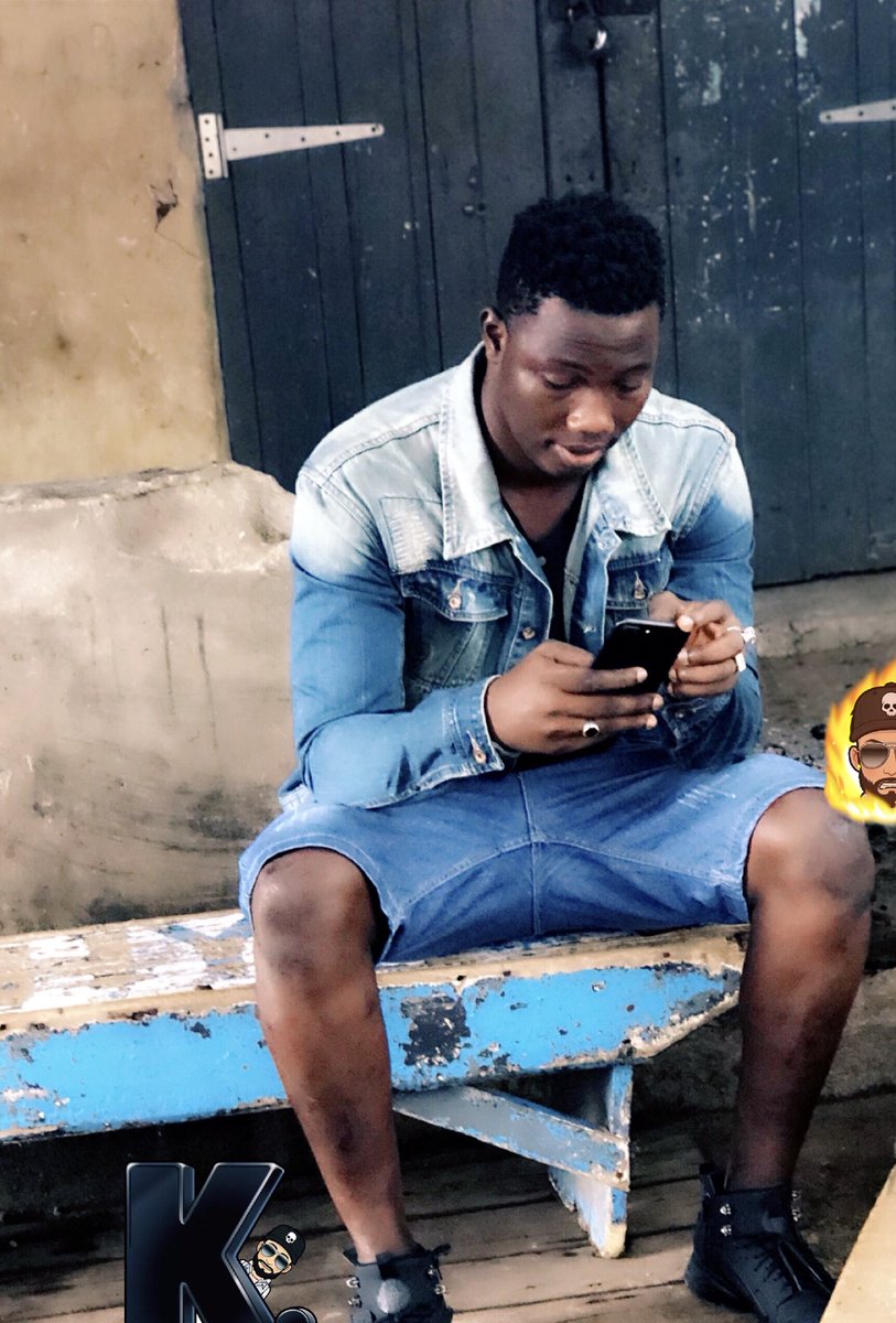 RuddestSupreme's tweet photo. Sometimes Life Is About Risking Everything For A Dream No One Can See But You Work Hard Pray Hard 🙏
#ManSupreme❄️💦💧☝️🚶🏾♂️ https://t.co/ah8umOqOI5