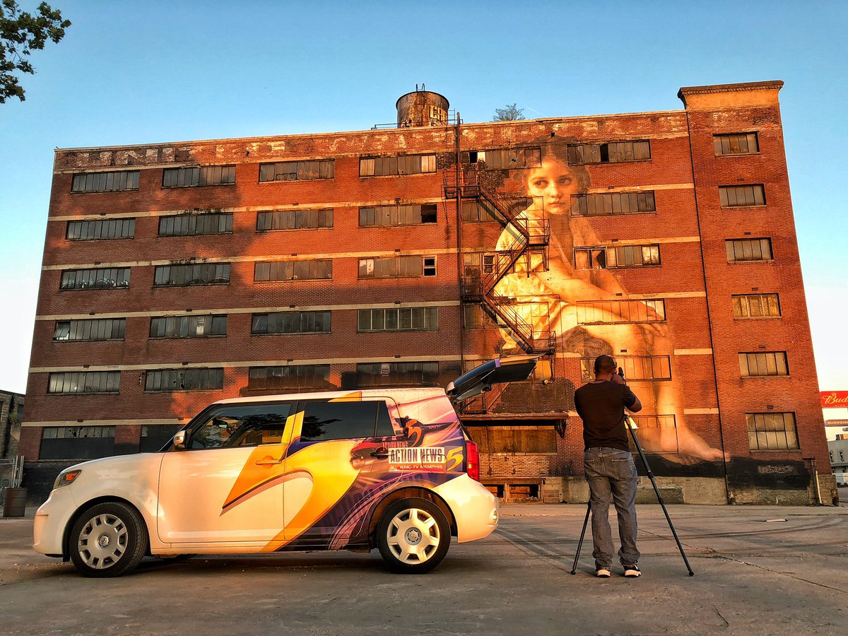 MemphoNewsLady's tweet photo. The 20 @BrooksMuseum @Outingsproject murals are characters from actual #brooksmuseum art.

The Crump mural is Bouguereau’s 1886 “At the Foot of the Cliff” painting.

French artist Julien de Casabianca recently spent 2 weeks installing the #outings_project murals across #Memphis. https://t.co/lGbso2biY7