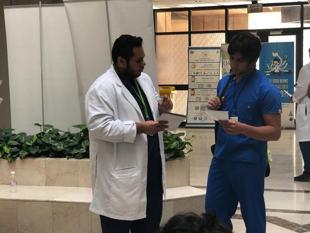 WesabMed16's tweet photo. 📷:
جانب من التغطية الإعلامية في كلية الطب والجراحة - مبنى ١٠ 💉.
@Faculty_Med_KAU 
#Med13 #Med14 #Med15 #Med16 #Med17 #Med18 https://t.co/ju3x8WloUN