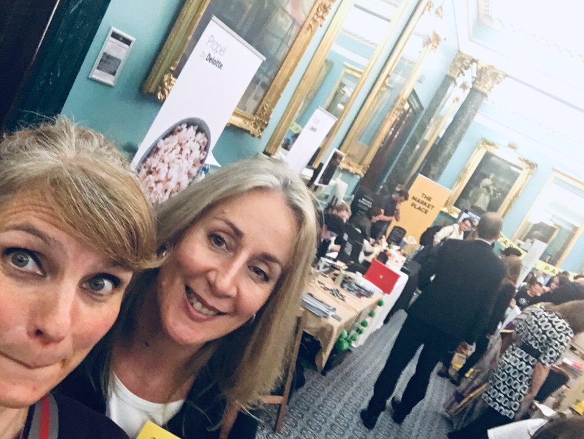 KgAnimation's tweet image. Hangin out at #breadandjam food founders festival with all the yummy food brands... mmmmmm, hungry now.. #foodie #animation #storytelling