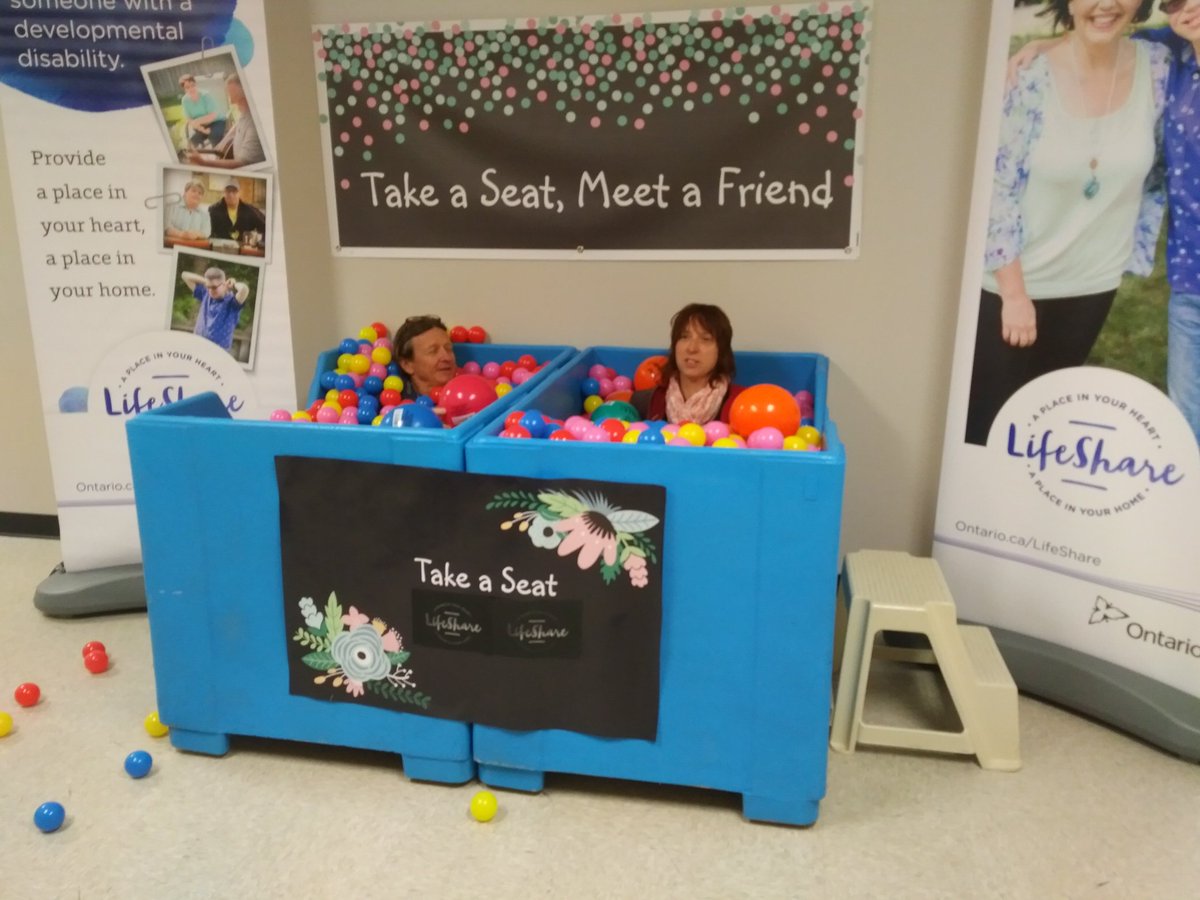 ABCDBrant's tweet image. #MakingBrant opening night #ballpit #workshop #soup #livinglibrary