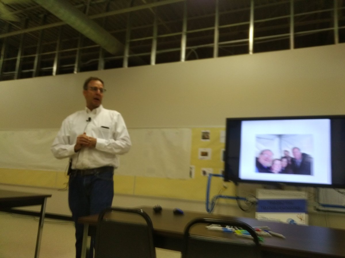 ABCDBrant's tweet image. #MakingBrant opening night #ballpit #workshop #soup #livinglibrary