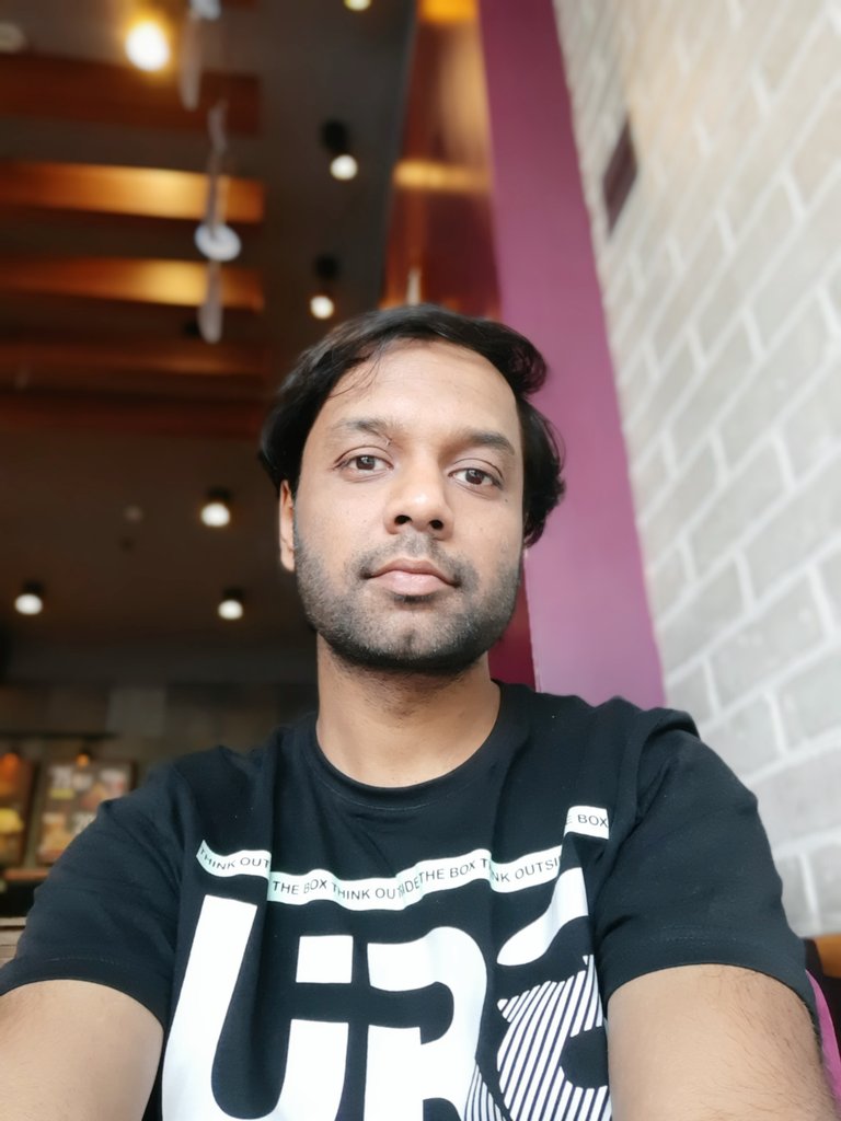 ExploreWithRoy's tweet photo. Just a random tryout of the "selfie focus" of the @SamsungMobileIN #GalaxyA7. I pretty much like that background blur of the front camera!
#triplecamera #focusselfie #bokeh #delhidiaries https://t.co/EBhqeNULL1
