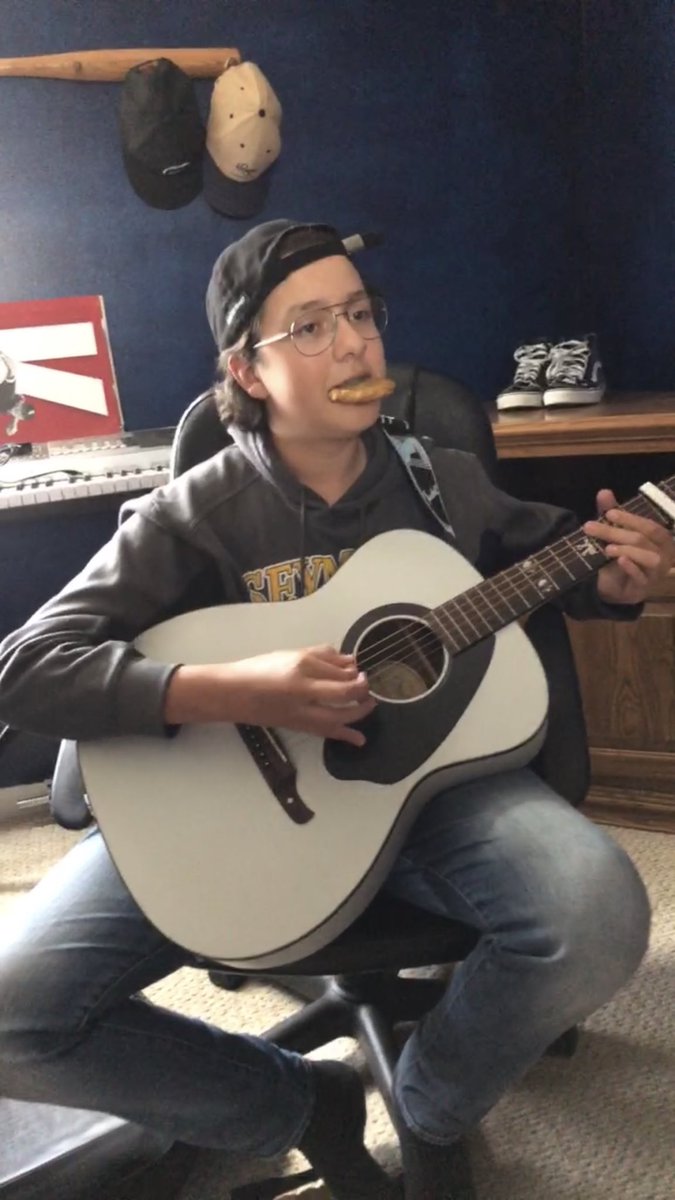 HighlyUnlikely_'s tweet photo. Working hard or hardly working? The answer is yes. #highlyunlikely https://t.co/pLTf5kzOOO