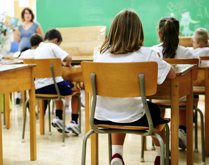 RepDomCosta's tweet image. I'm happy that @FCASD and @north_hills were awarded with a total of over $33,000 in grants to purchase equipment and implement programs to help reduce and prevent violence. 
pahouse.com/DCosta/InTheNe…