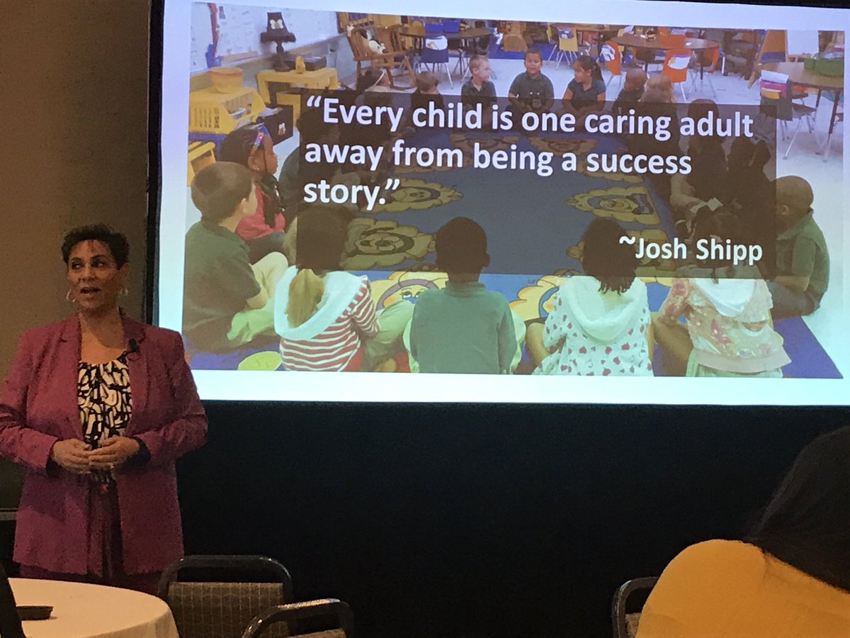 JoanneIsaac01's tweet photo. What an honor to hear Merlyna speak at #GARed18 @merlynainspires 💜 Thank you @GARFoundation https://t.co/t2AW1nzCDd