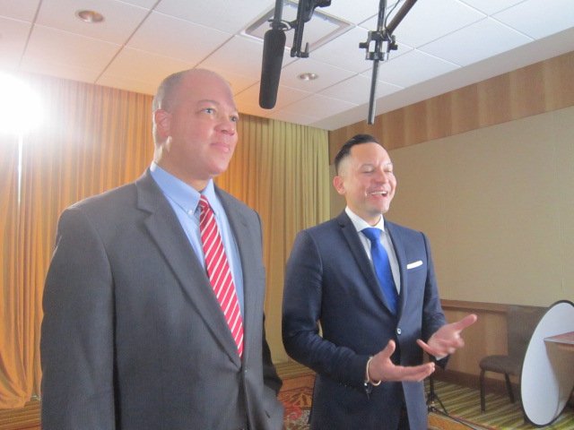 GREY2KUSA's tweet photo. Republicans and Democrats agree: It's time to end dog racing in Florida! #YesOn13 Here is a link to the new campaign ad starring Mike Hill and Representative Carlos Guillermo Smith PLUS behind the scenes photos from the video shoot in Orlando. https://t.co/WAbvry6sLI https://t.co/fareifVJzs