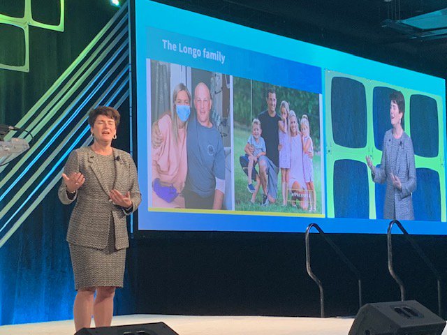 PowerProBono's tweet photo. Proud to be a part of this powerful presentation at #FPAConf18 on the power of pro bono financial planning to help families affected by cancer. Visit FFP's booth #828 to donate to the #ProBono4Cancer Campaign or sign up to volunteer today! @familyreach @fpassociation https://t.co/Ronq1ecm5Z