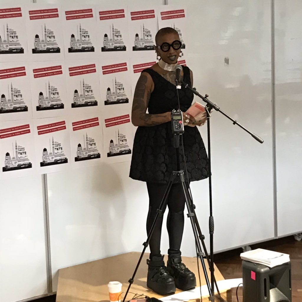 iYi_iris's tweet photo. @melodieholliday @ShadesofNoir @UAL @LCCLondon @UALTLE #ZineLaunch #DecolonisingTheArtsCurriculum #InclusiveTeachingandLearning #TeachingWithin #AcademicPractice 👍✊🙌 https://t.co/2PKQdhtuQf
