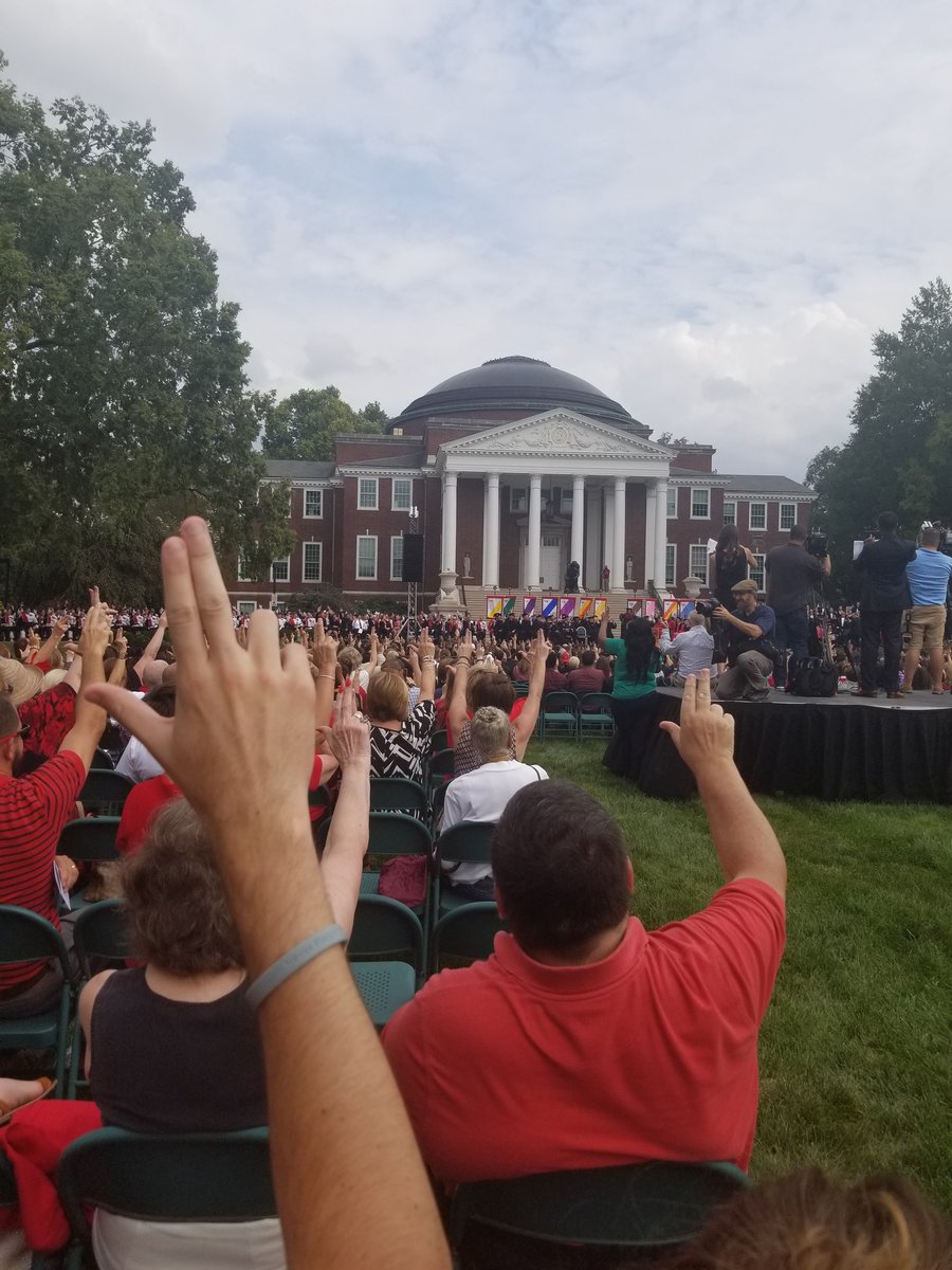 TheCardinalNews's tweet photo. Madame @UofLPresNeeli gets the crowd to throw up their L's and say #GoCards #WeAreUofL #WelcomeNeeli https://t.co/It4iO8hHG9