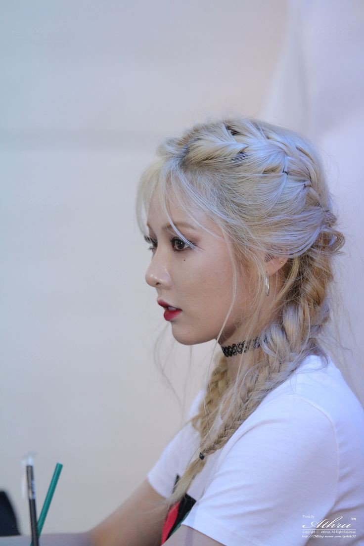 Как заплести корейские косички. HYUNA. HYUNA blond. HYUNA hair. Хёна корейская певица